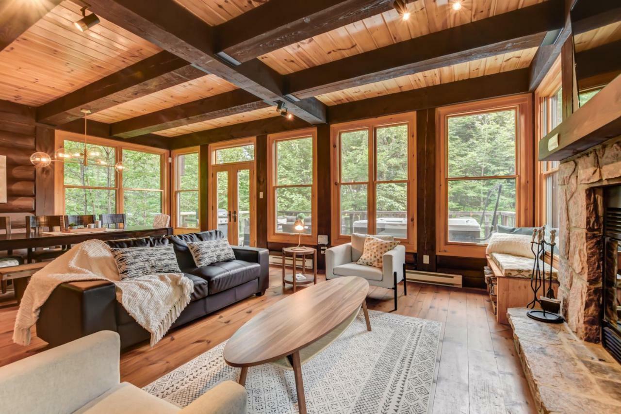 Chic Log Chalet With Hot Tub - Mont-Tremblant North Side By Reserver.Ca Lac-Superieur Esterno foto